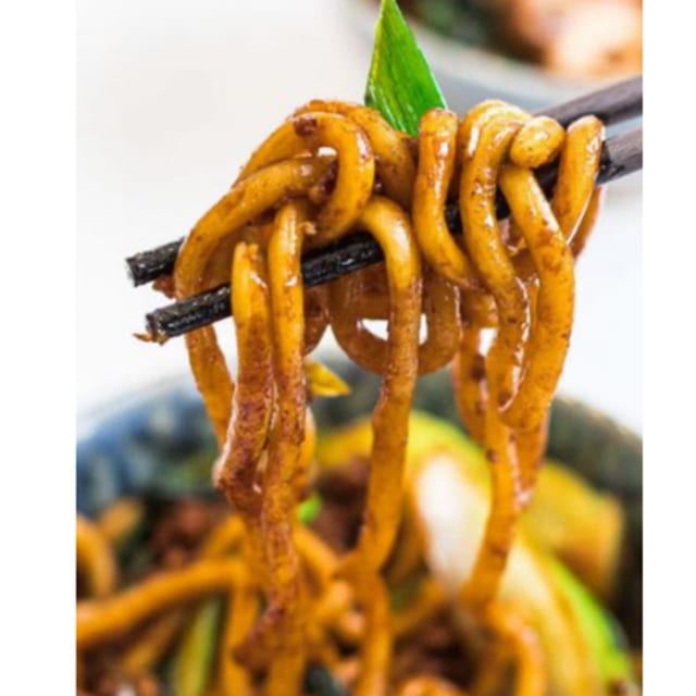 Stir-fry Vegetable Udon Noodle.